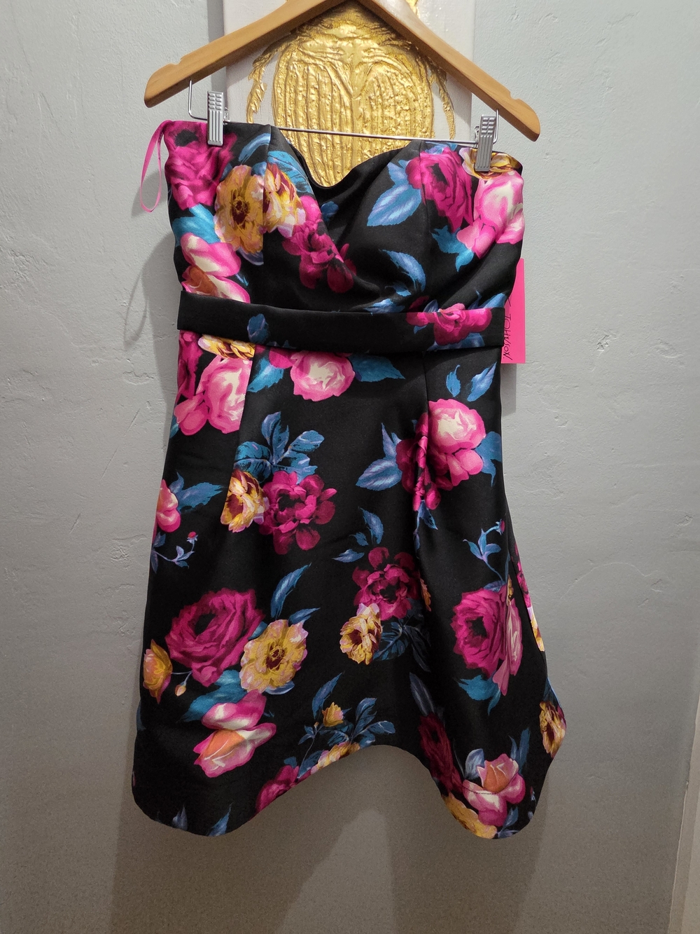 Betsey Johnson NWT Strapless Floral Fit & Flare Dress Pink Yellow Roses 12